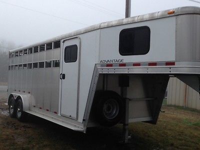 2006 Kiefer Built Advantage Horse Trailer - Only used 8 times