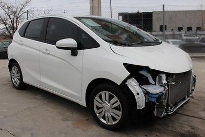 Honda : Fit LX 2015 honda fit hatchback damaged salvage only 5 k miles perfect commuter wont las