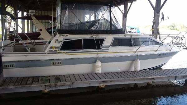 1987 Silverton 29 Sportcruiser