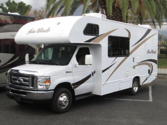 2016 Thor Motor Coach Four Winds 22B Ford