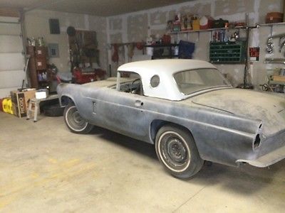 Ford : Thunderbird Continental 56 tbird ready for painthave all parts new and original rebuilt motor great buy