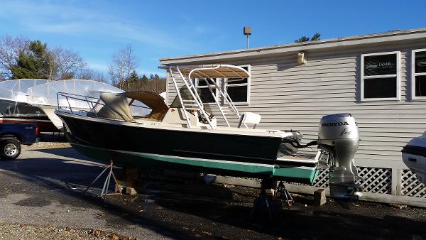 1999 Padebco 23' Center console