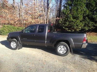 Toyota : Tacoma Pre Runner Extended Cab Pickup 4-Door 2014 toyota tacoma pre runner extended cab pickup 4 door 2.7 l