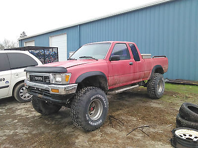 Toyota : Other 4x4 Extended Cab w/ 350 Chevy Motor 92 toyota 4 x 4 pickup truck with chevy 350 motor all professional upgrades