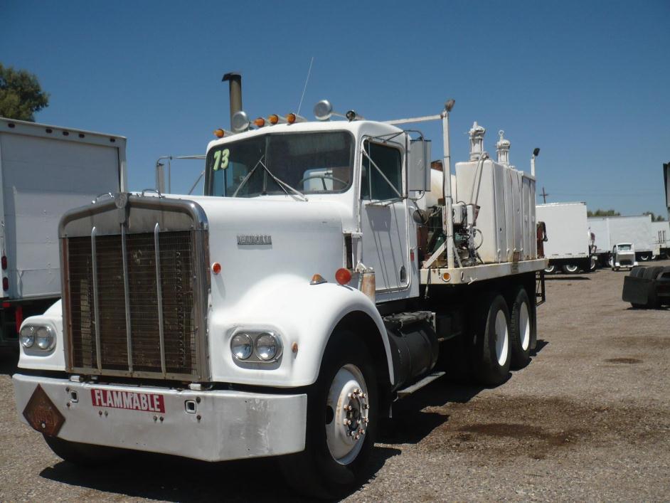 1970 Kenworth W900