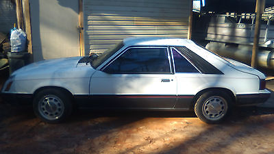 Ford : Mustang 2 door Nice 1982 mustang new built 306 No Rust