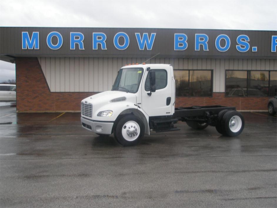 2008 Freightliner Business Class M2 106