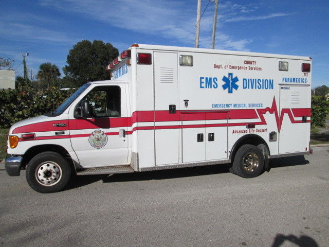 Ford : E-Series Van E-450 Super 2003 ford e 450 wheeled coach ambulance