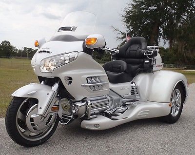 Honda : Gold Wing Awesome LOADED 2008 Honda GoldWing Gold Wing GL 1800 CSC TRIKE Navigation ABS