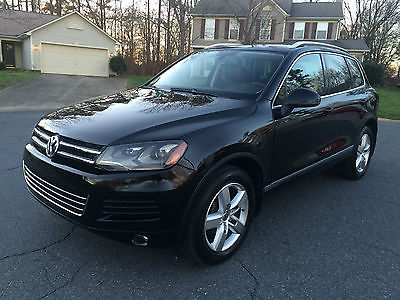 Volkswagen : Touareg LUX AWD 2013 vw touareg awd lux 4 x 4 navigation 25 k miles only very clean car