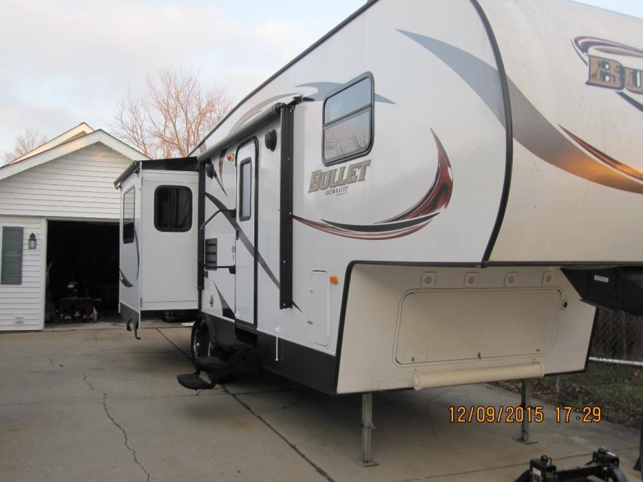 2009 Keystone LAREDO 29