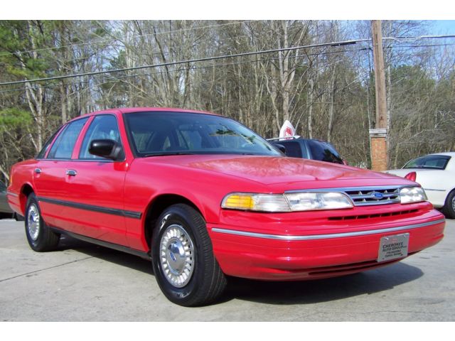 Ford : Crown Victoria P-71 FIRE CHIEF SOLID SOUTHERN MACHINE SELDOM SEEN A-RARE-FACTORY-BRIGHT-RED-84K-P71-INTERCEPTOR-POLICE-PKG-CRUISE-COLD-AC-CRUISER