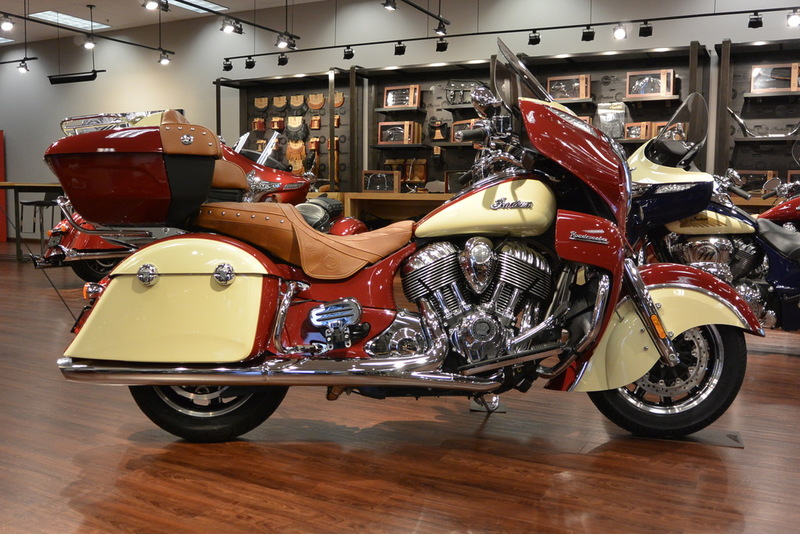 2016 Indian Roadmaster Indian Motorcycle Red and Ivo