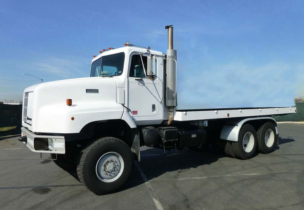 1996 International Paystar 5000 6x6 Cab  And  Chassis