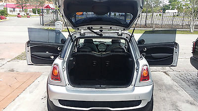 Mini : Cooper S Mini Cooper S 2007 2007 minicoops black hardtop with dual sunroof silver body black leather seats