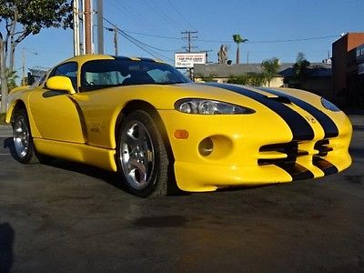 Dodge : Viper GTS  2002 dodge viper gts salvage rebuilder extra clean only 10 k miles must see