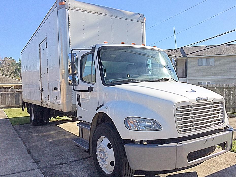 2008 Freightliner Business Class M2 106