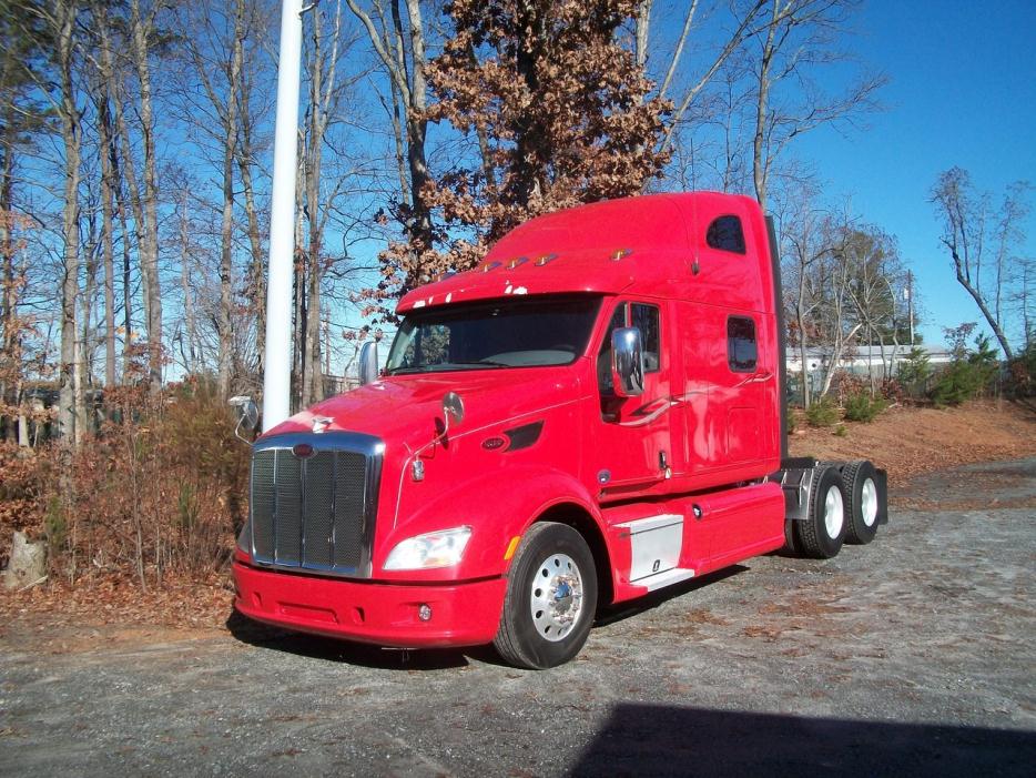 2013 Peterbilt 587