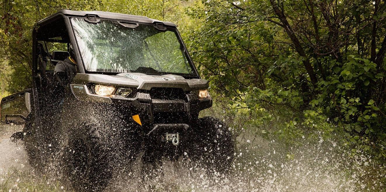 2016 Can-Am Defender DPS HD10 Green