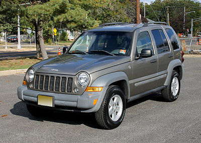 Jeep : Liberty Sport 2005 jeep liberty sport 3.7 l auto new tires brakes battery etc nice jeep