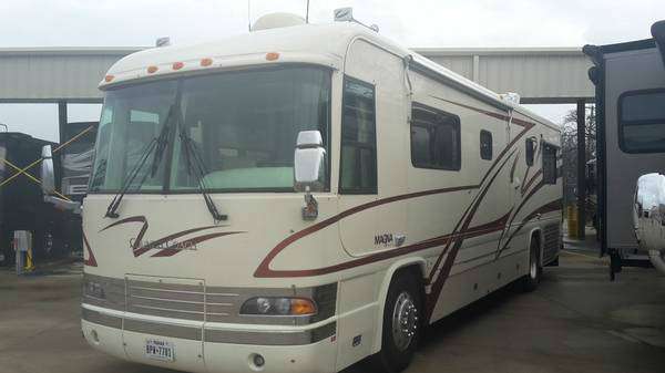 2000 Country Coach Magna 36ft 385Hp Diesel GREAT SHAPE!!