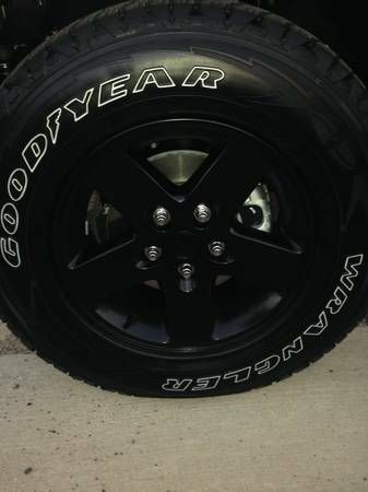 Brand new 2016 Jeep Wrangler tires and wheels all 5