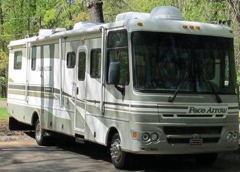 2002 Fleetwood Pace Arrow 35G For Sale in Clemmons, North Carolina 270