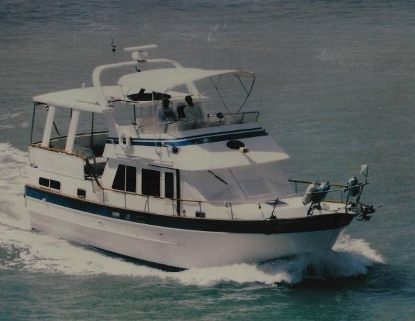 1988 Marine Trader 40 Sun Deck