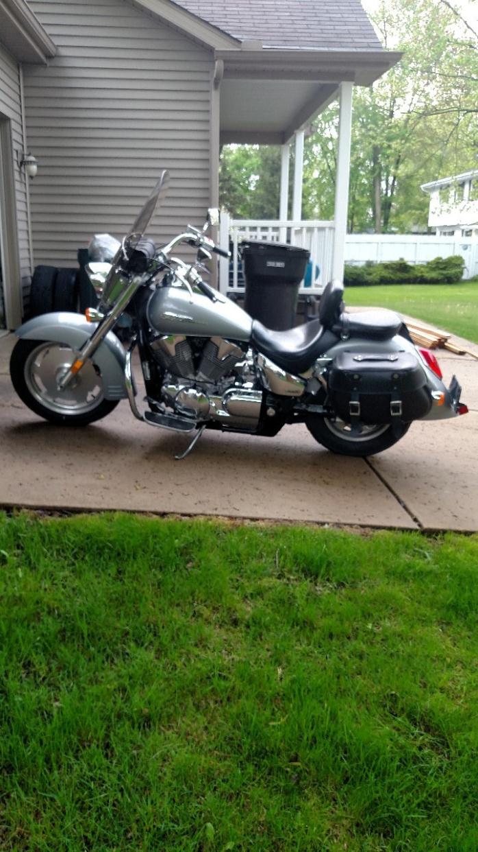 2013 Harley-Davidson FLS - Softail Slim