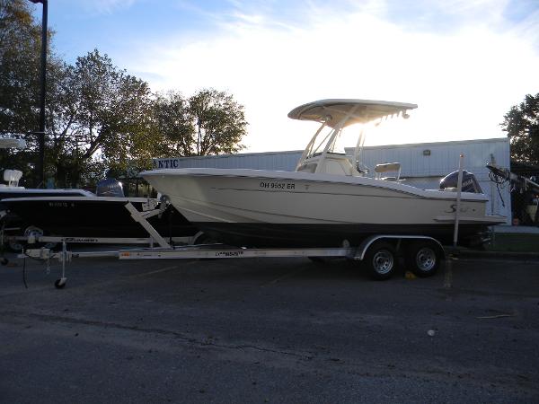 2009 Scout Boats 222 Sportfish