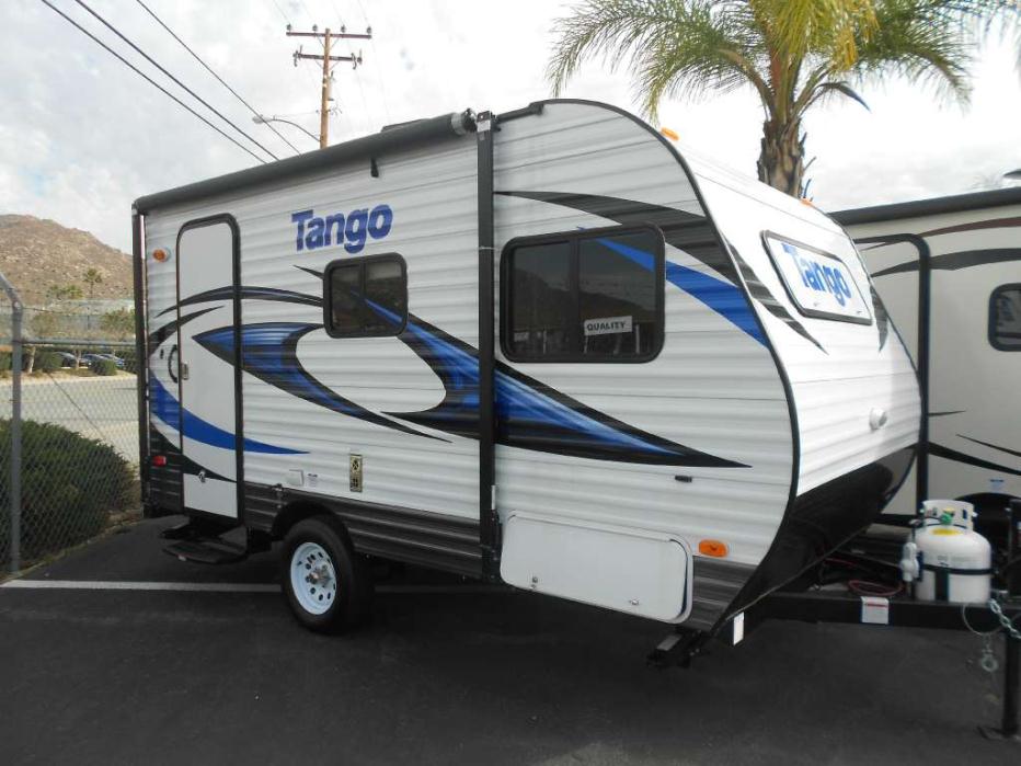 2016 Pacific Coachworks TANGO 12RB only 1910 lbs
