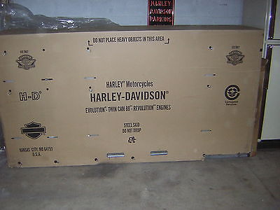 Harley-Davidson : VRSC Harley-Davidson V-Rod Time Capsule