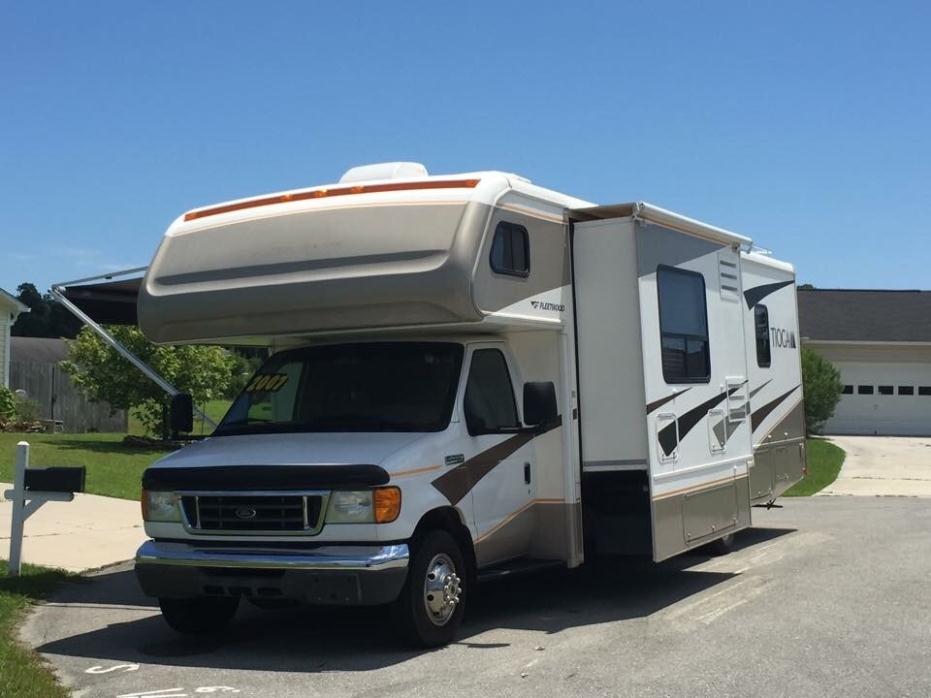 2002 Fleetwood SOUTHWIND 37U