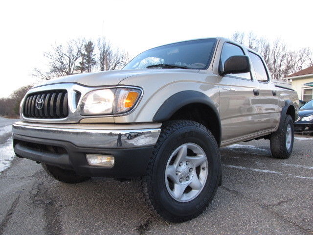 Toyota : Tacoma DoubleCab V6 03 toyota tacoma 4 wd sr 5 trd towingpackage toneaucover clean new frame