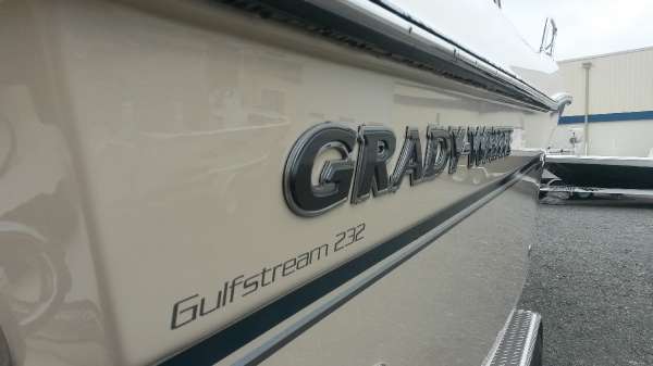 2016 Grady-White 232 Gulfstream
