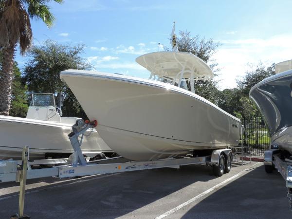 2016 Sailfish 270 Center Console