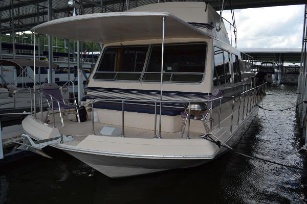 1989 Holiday Mansion 43' Houseboat