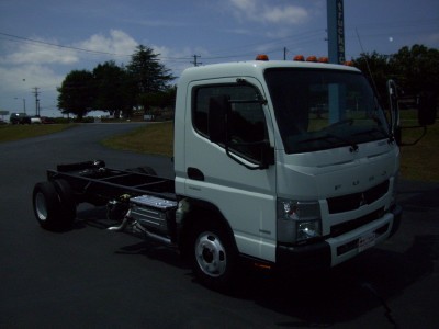 2012 Mitsubishi Fuso Fe125