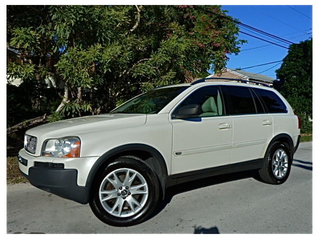 Volvo : XC90 5dr V8 AWD 7 06 volvo xc 90 warranty heated seats tons of service pearl white 3 rdrow seat