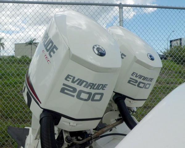 2015 Evinrude 200hp 25