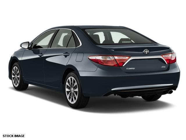 2015 Toyota Camry 4dr Car 4dr Sdn I4 Auto LE
