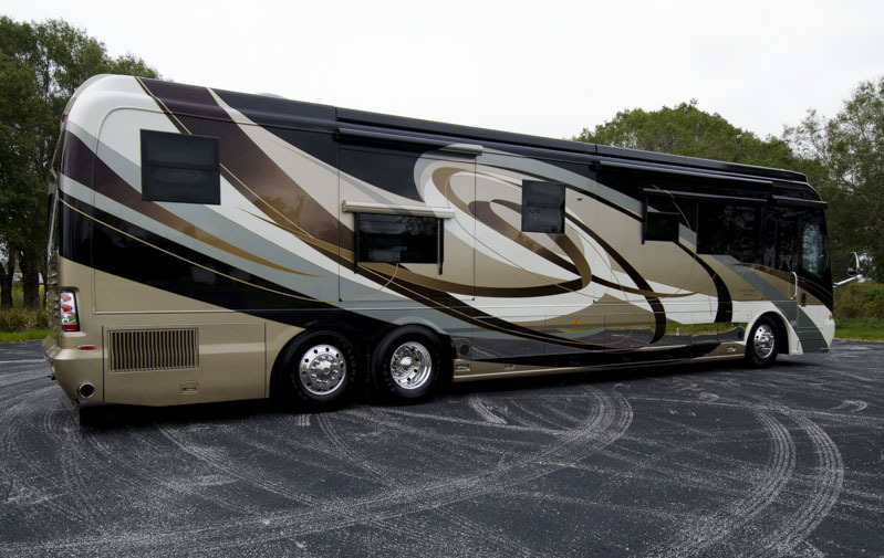 2008 Country Coach Affinity Russian River Quad Slide