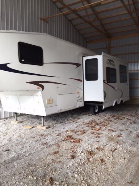 2007 Gulf Stream Canyon Trail 30FBHS For Sale in Hope, Indiana 47246