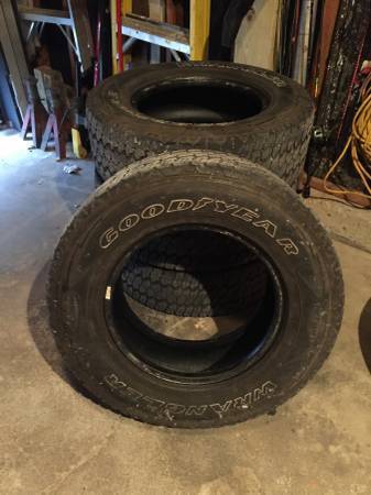 Four Goodyear Wrangler Tires LT 265/70r17
