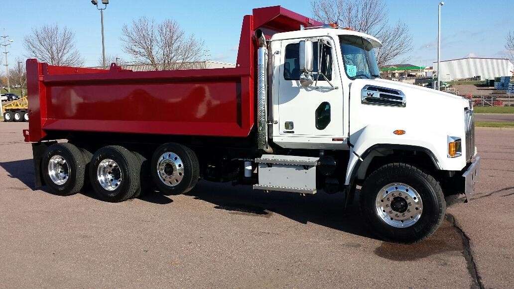 2016 Western Star 4700sf