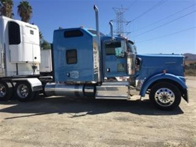 2011 Kenworth W900l