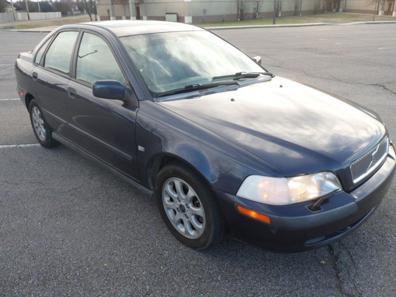 2001 VOLVO S40