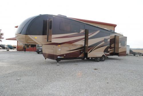 2013 Forest River Cardinal 3800FL  For Sale in Downing, Missouri 63536