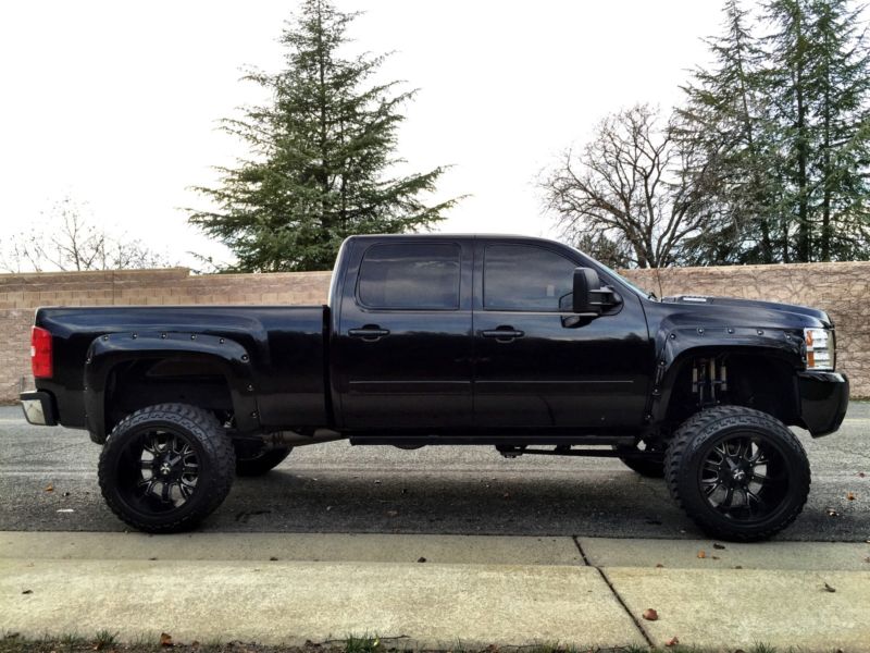 2008 Chevy 2500HD Duramax 4X4 Lifted