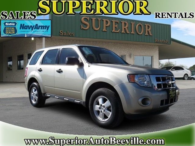 2010 Ford Escape Sport Utility XLS, 0